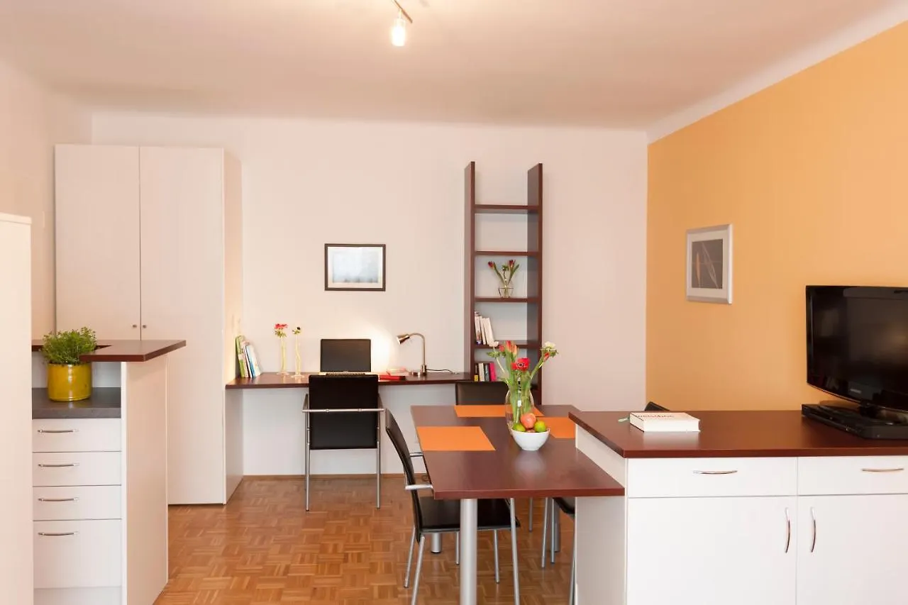 Im 2Ten Business Apartments Vienna 0*,  Austria